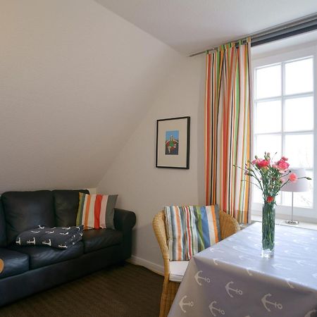 Haus Gud Hoeoeb Whg 08 Wyk auf Föhr Eksteriør billede